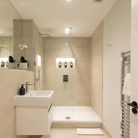 Apartment 1 *
